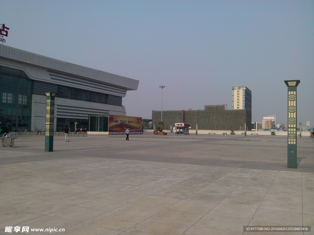 在建的秦皇岛火车站