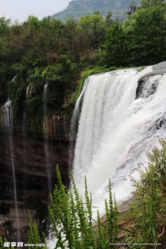 瀑布图片