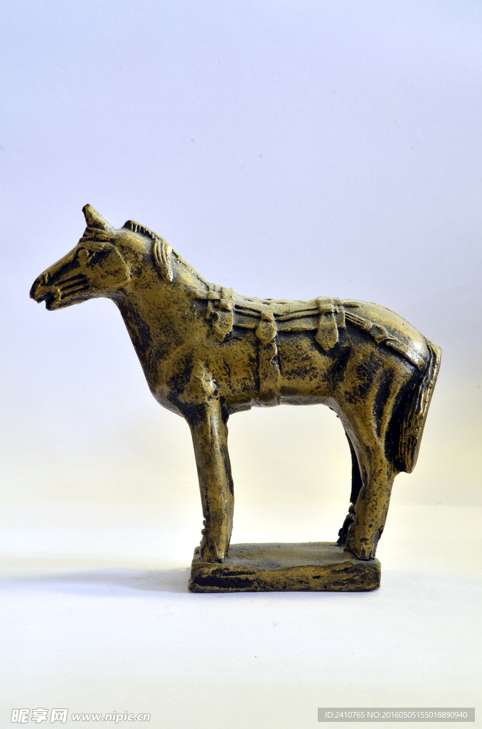 兵马俑战马侧面