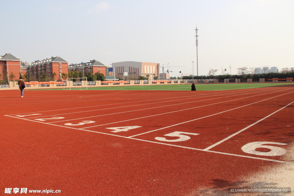 学校跑道