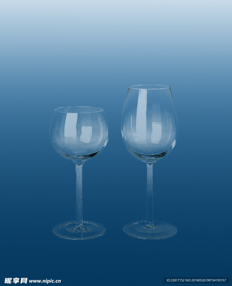 透明玻璃高脚杯酒杯矢量图