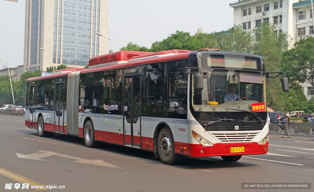 太原铰接式公交车