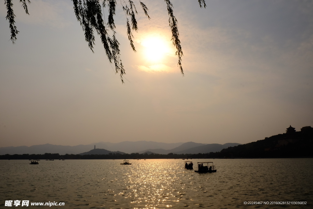 颐和日落