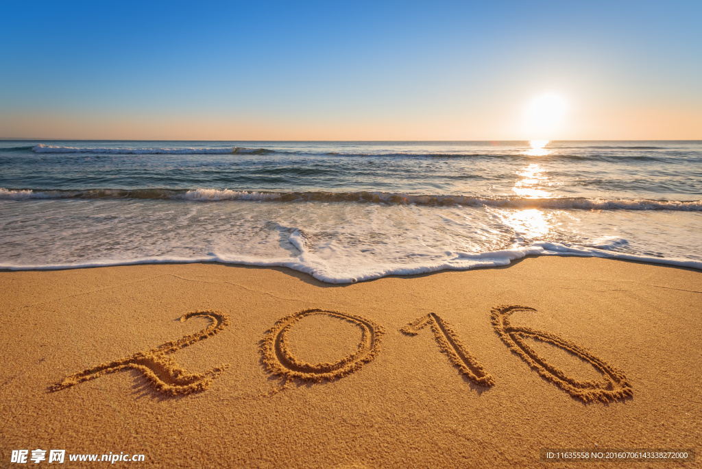 唯美海边沙滩景色