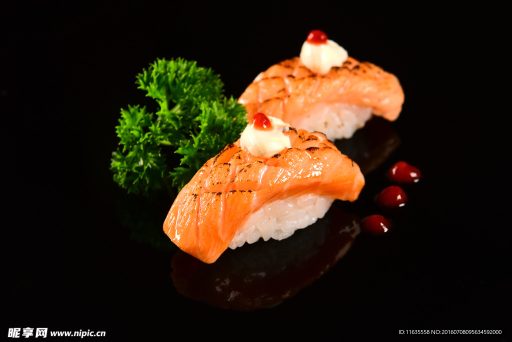 诱人的日本寿司美食