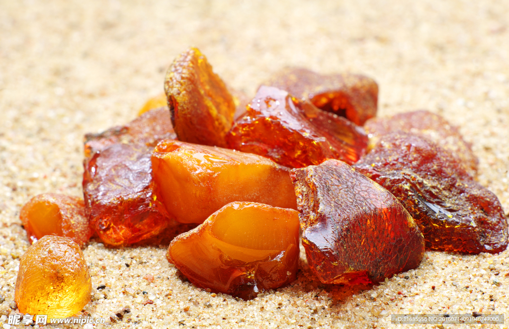 漂亮的黄色石头