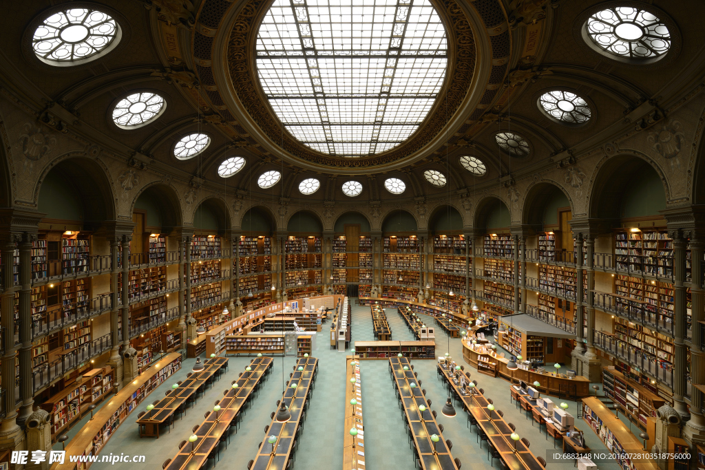 欧式大型图书馆