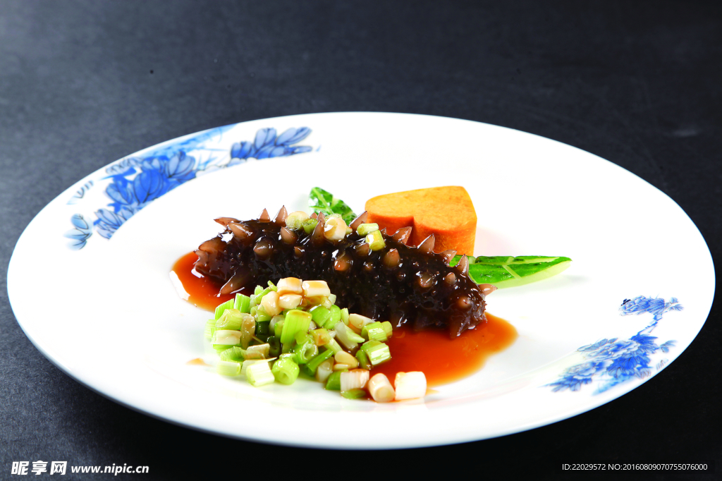 小葱汁焗活辽参