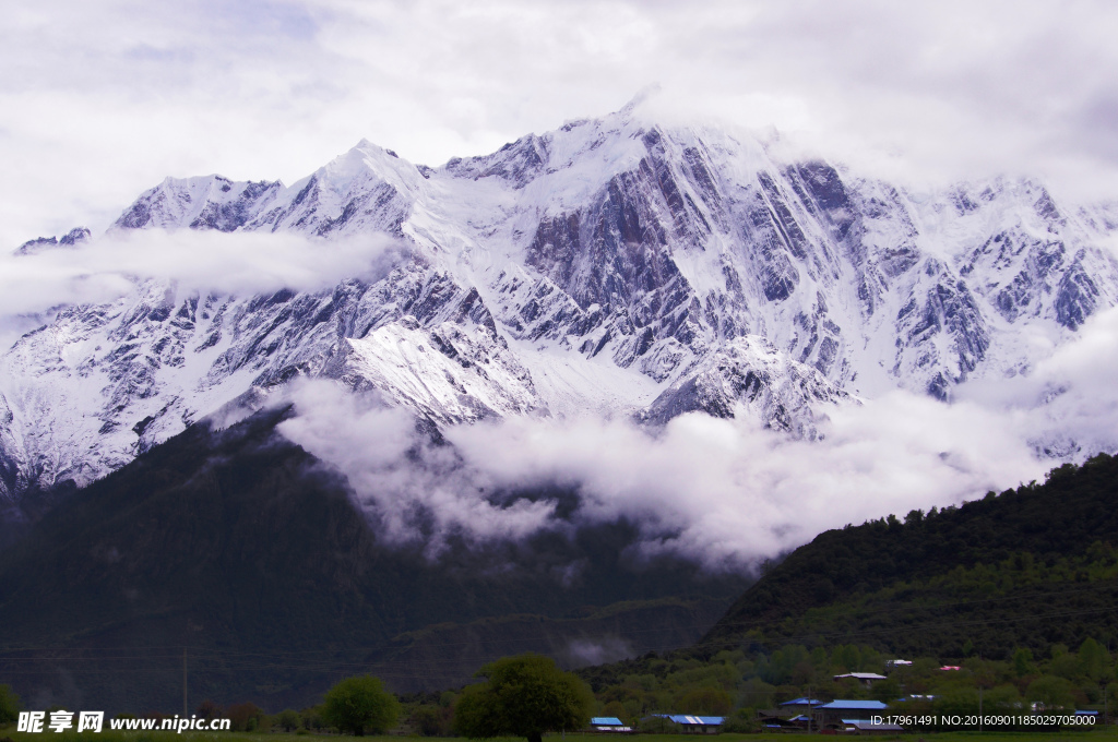 雅鲁藏布大峡谷