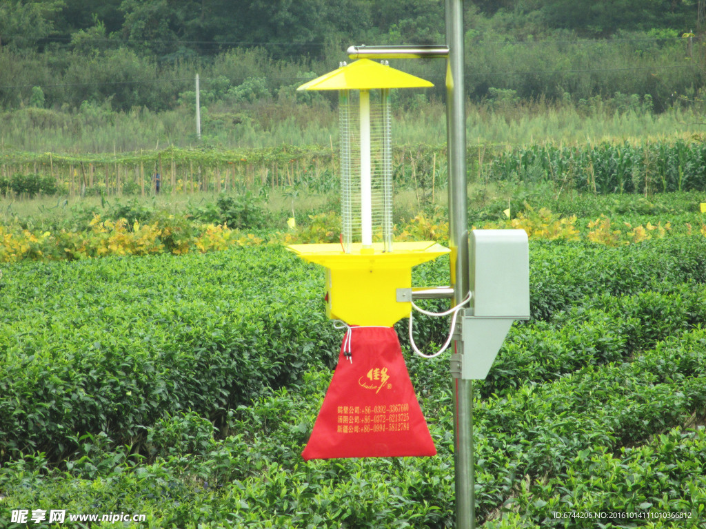 佳多频振式太阳能杀虫灯