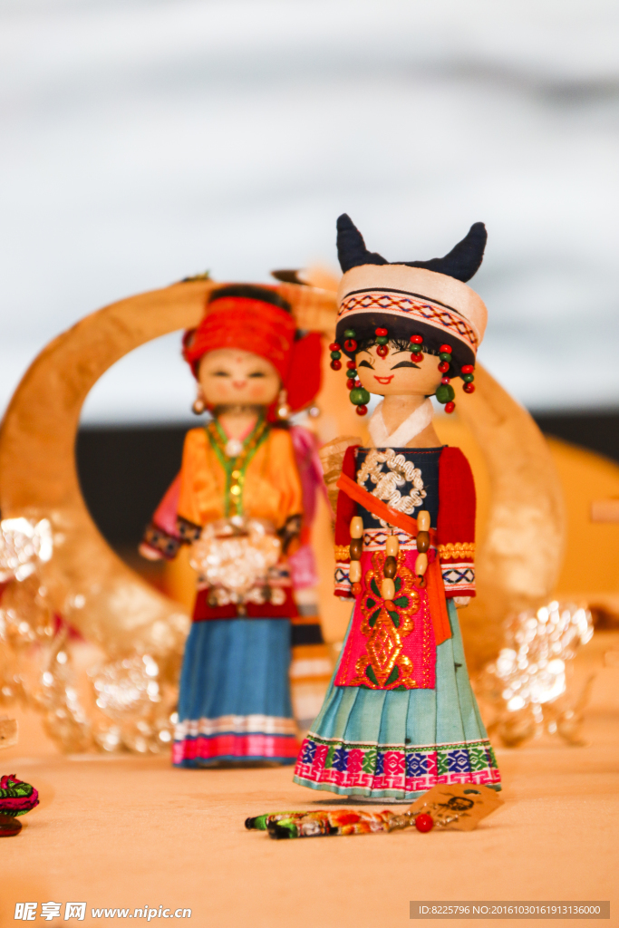 民族布偶