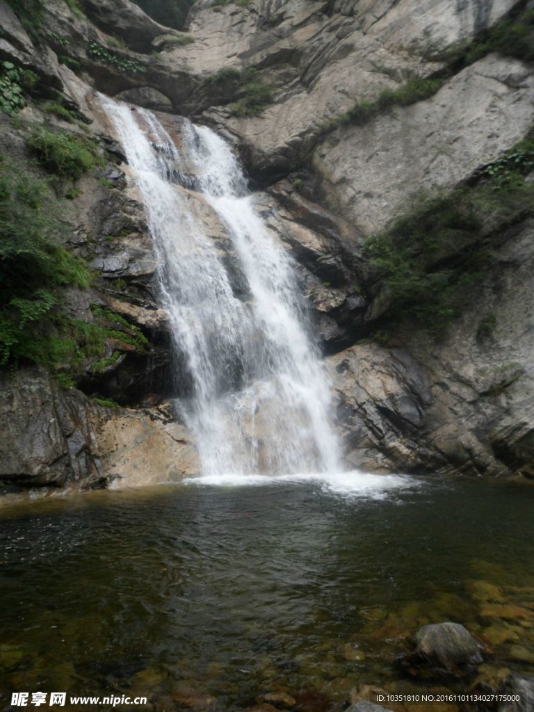 太平峪国家森林公园瀑布