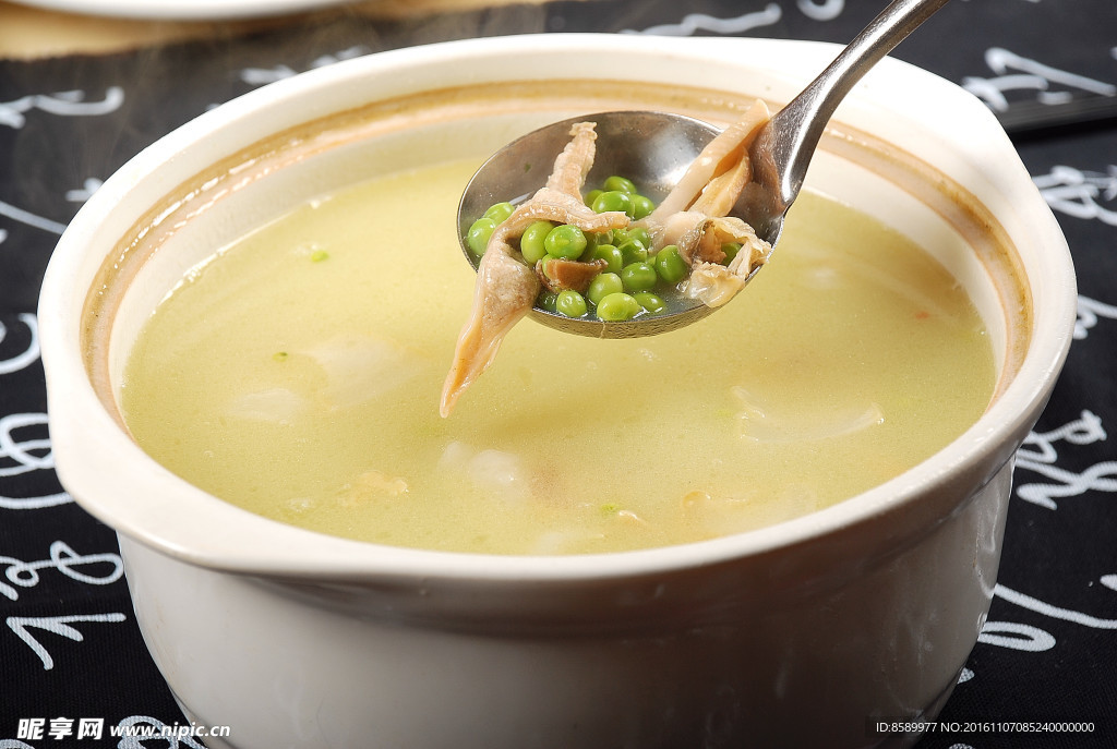 豌豆河蚌火腿肠