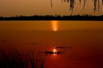 湖边晚霞
