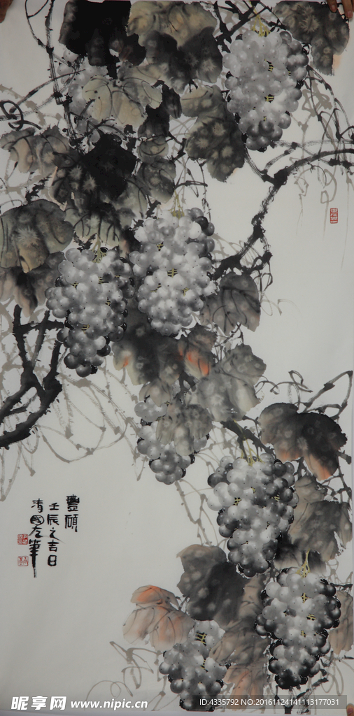 葡萄水墨国画