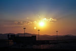 机场夕阳
