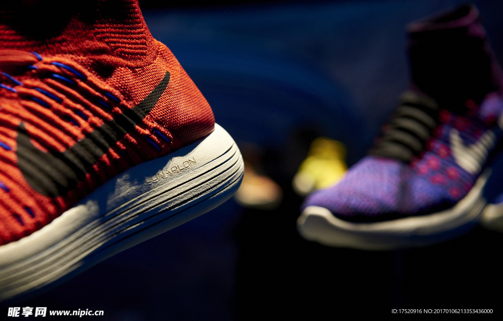 耐克篮球鞋