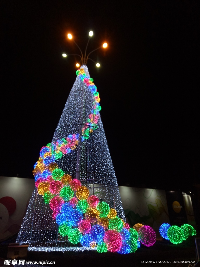 彩灯圣诞树