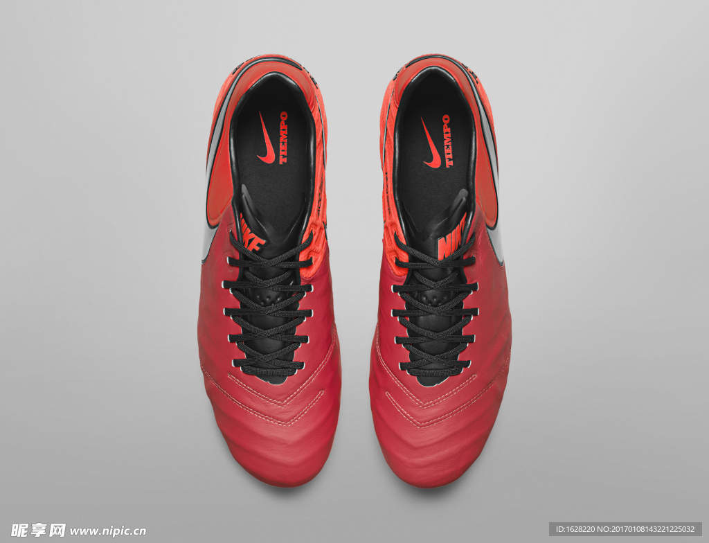 NIKE顶级足球鞋宣传广告