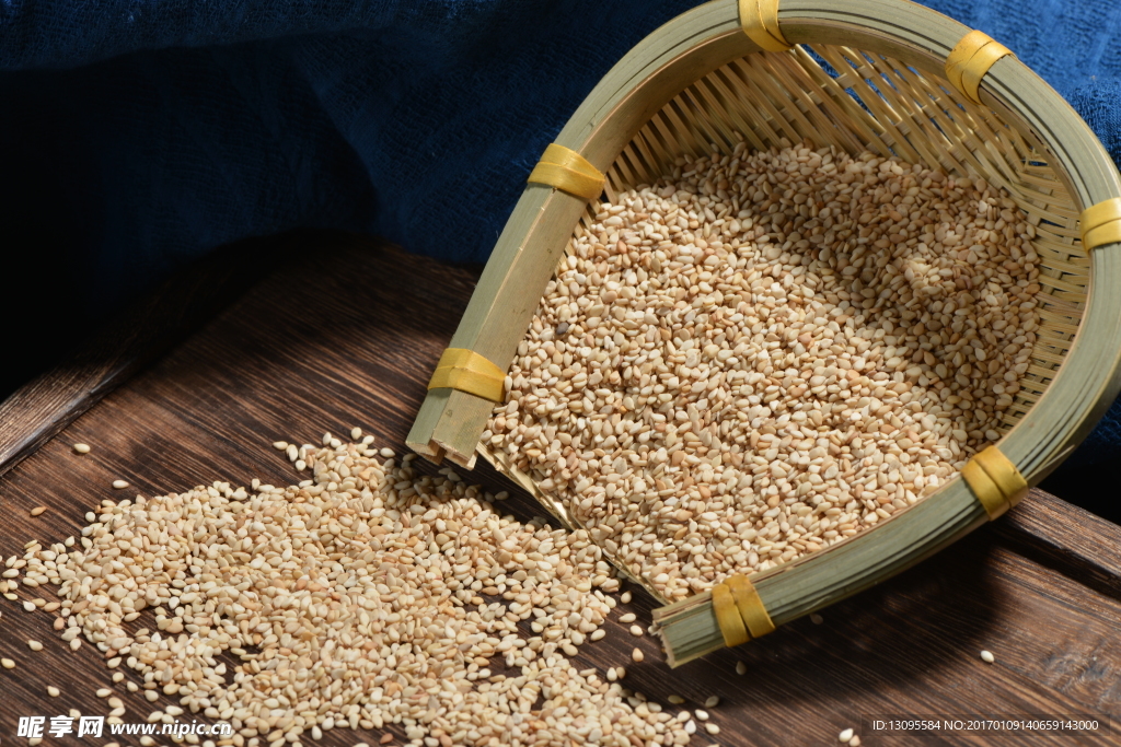 五谷杂粮白芝麻