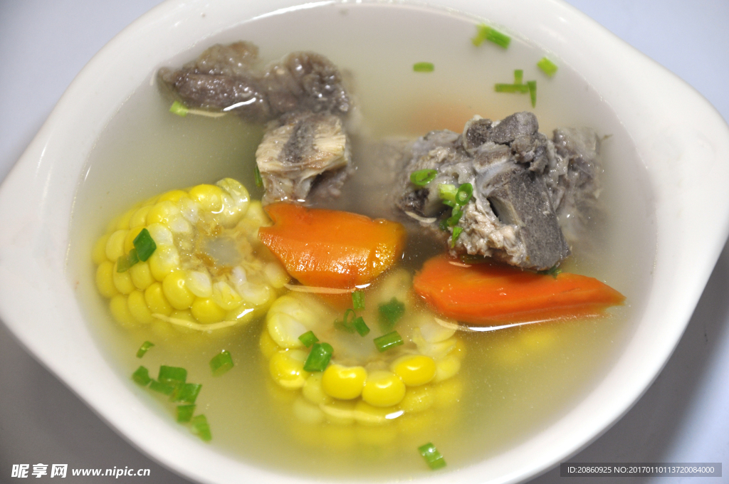 玉米排骨汤图片