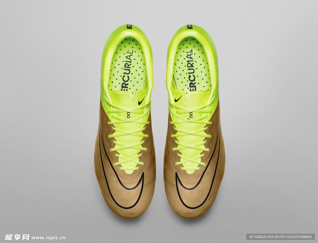 NIKE顶级足球鞋宣传广告