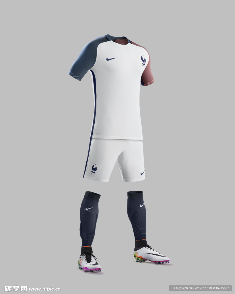 NIKE国家队足球队服宣传广告