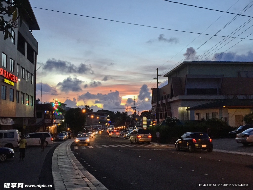 帕劳晚霞街景