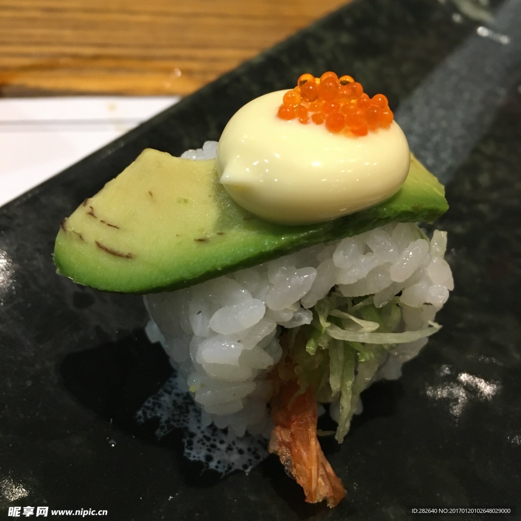 牛油果寿司