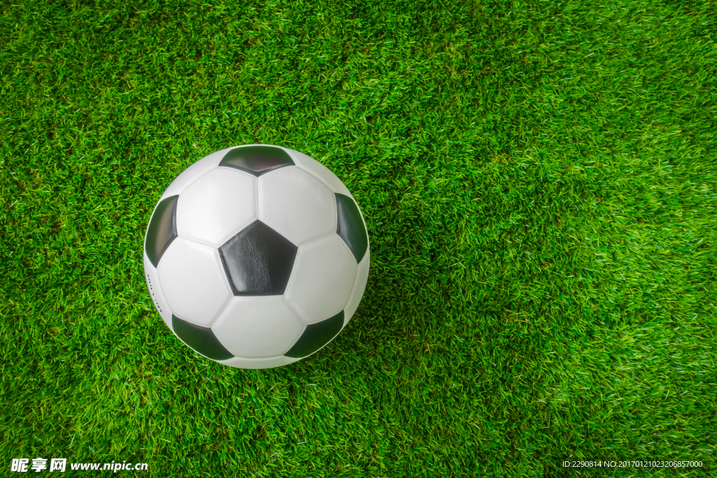 足球