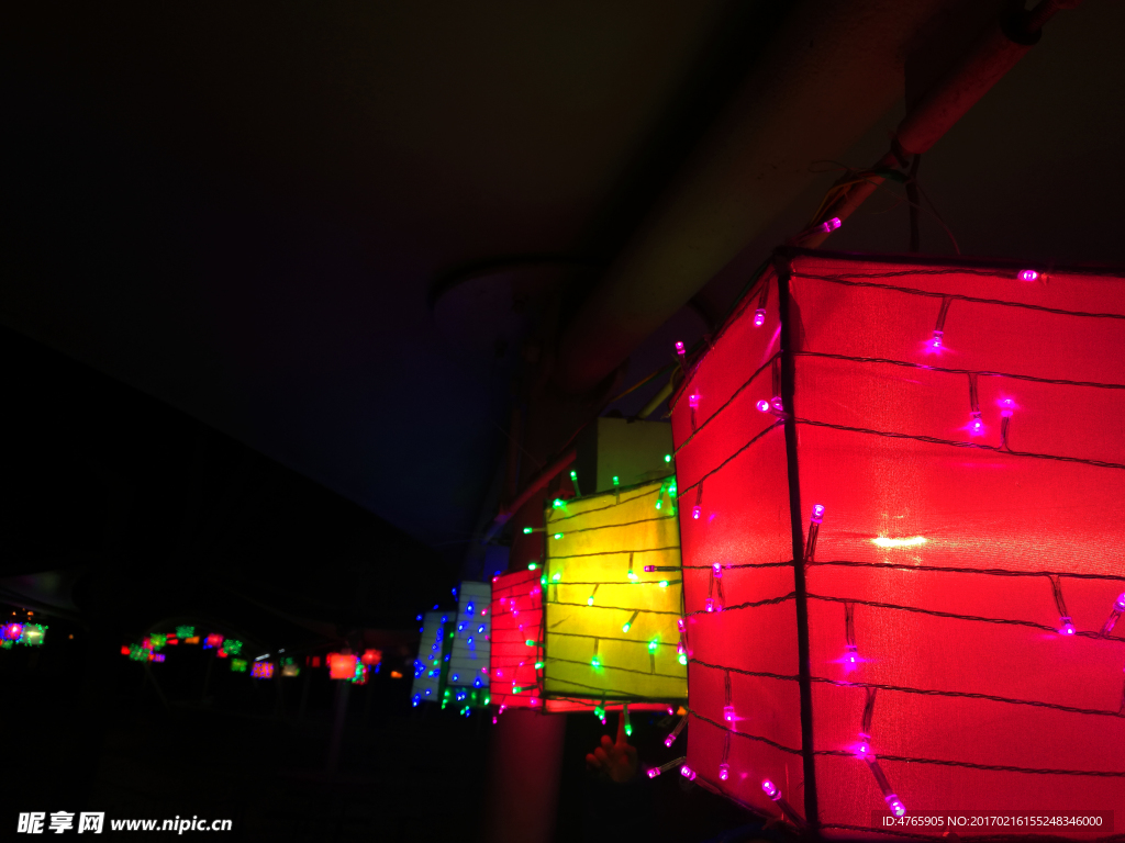 霓虹灯笼
