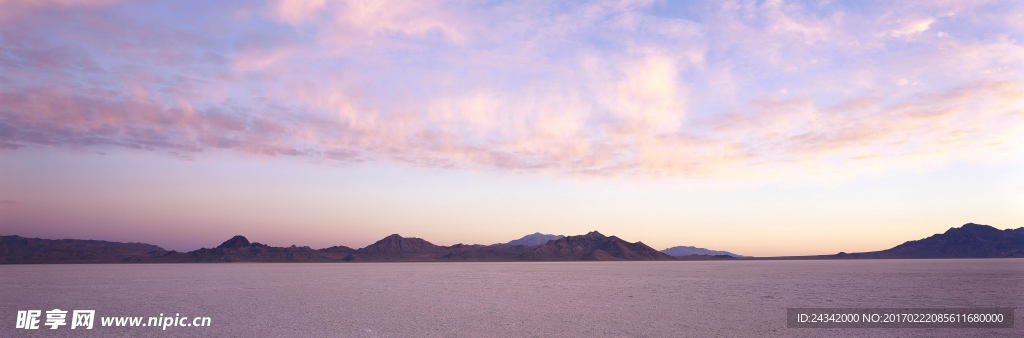 雄奇秀丽的自然景观