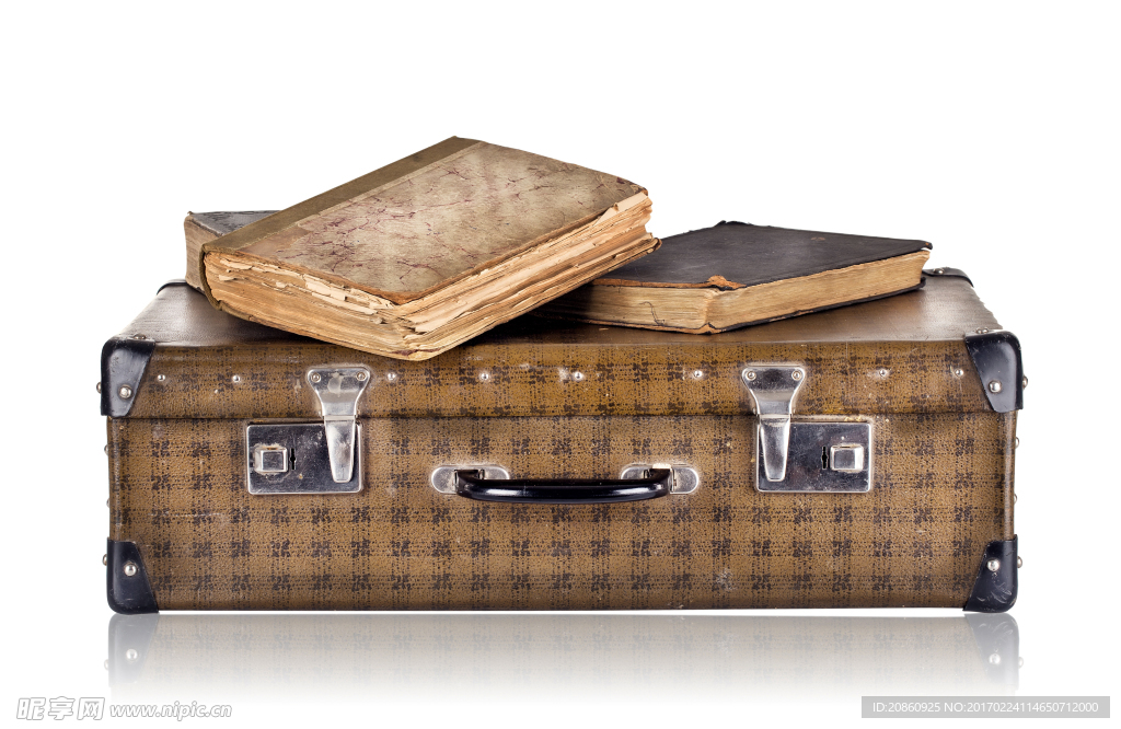 破旧的行李箱图片