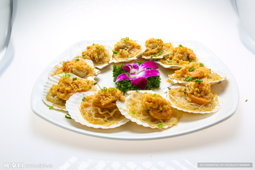 蒜蓉粉丝蒸元贝