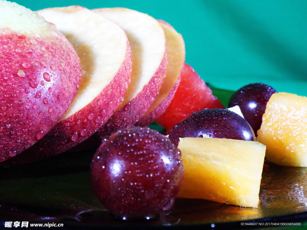 新鲜诱人水果图片