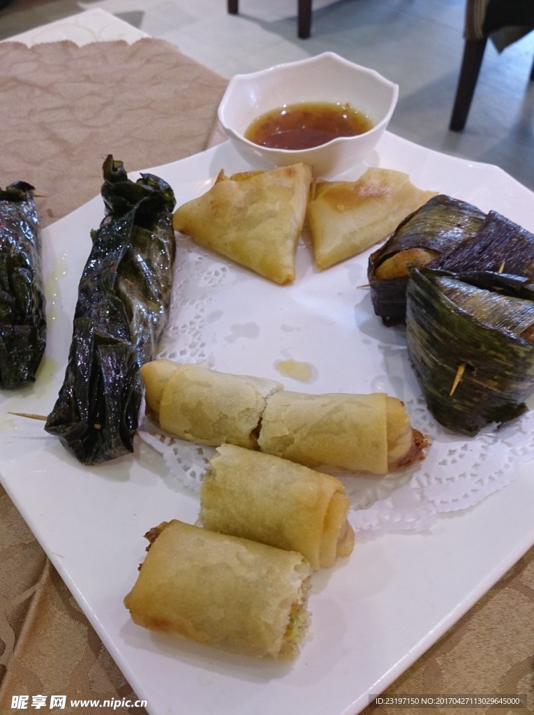 泰国菜小吃拼盘