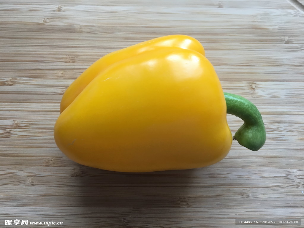 黄色甜椒图片