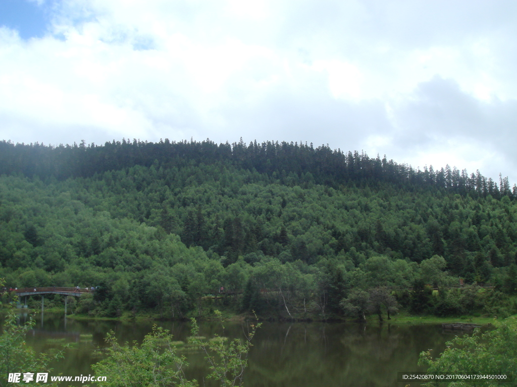 普达措国家公园