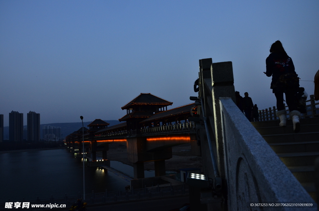 宝鸡石鼓文化廊桥