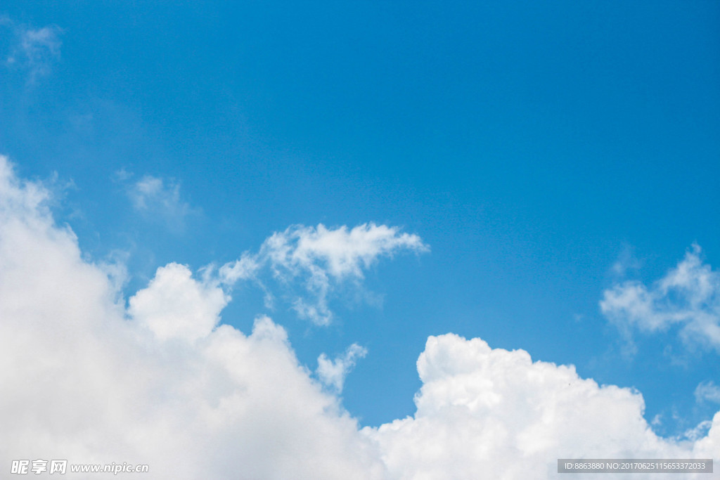 蓝天白云