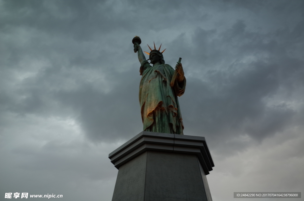 自由女神像