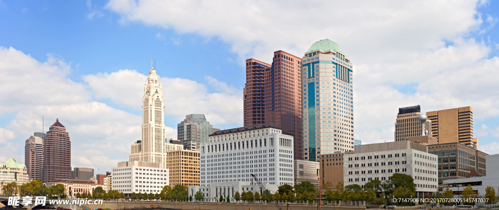 城市高楼大厦高清图片