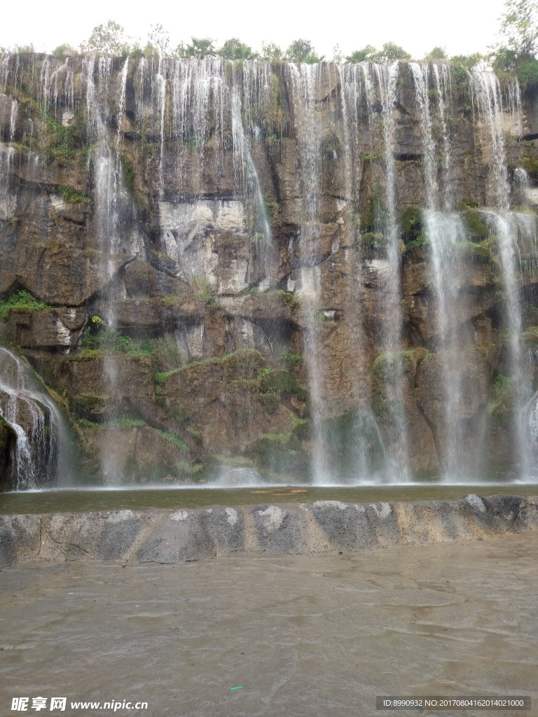 美人谷自然风景