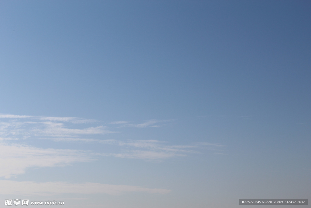 蓝色天空