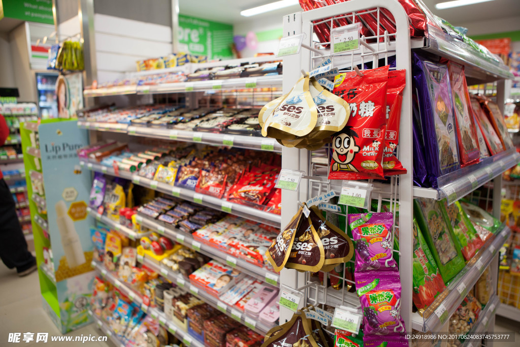 便利店店内陈列