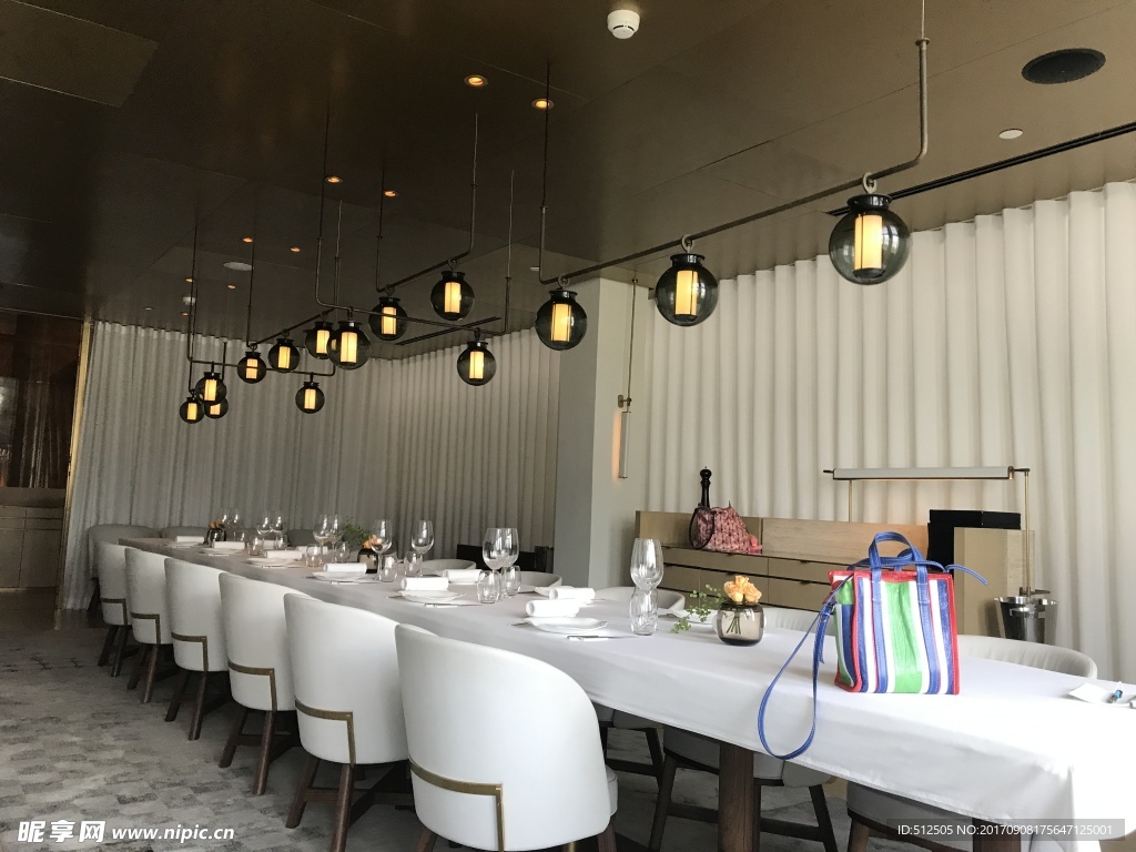 西餐厅内装