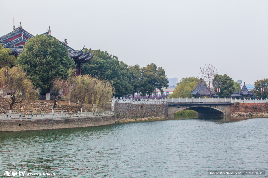 八大山人梅湖景区