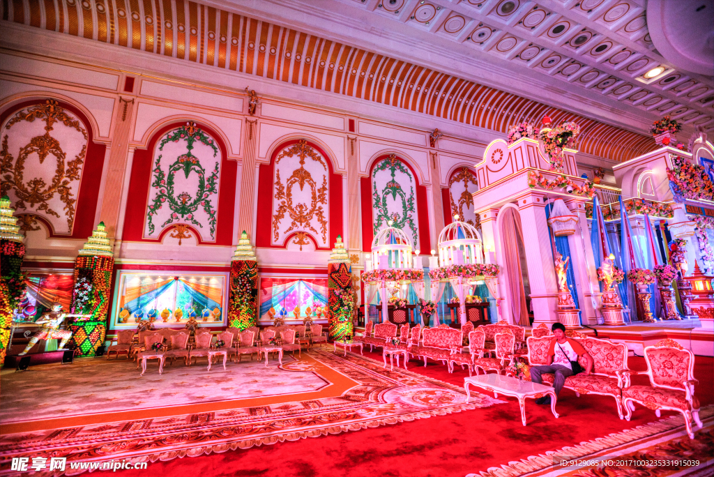 芭提雅富贵黄金屋