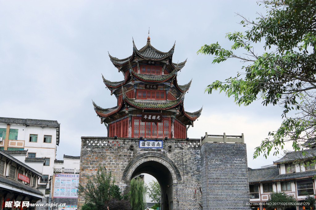 德昌钟鼓楼建筑复古怀旧