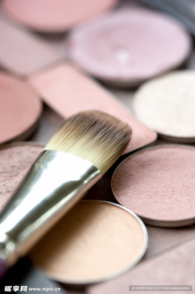 彩妆  粉底